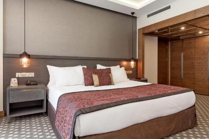 Salamis Bay Conti Resort Hotel & Casino Famagusta  Pokoj fotografie A bedroom at the hotel