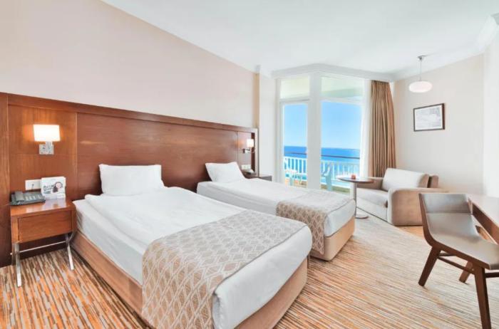 Salamis Bay Conti Resort Hotel & Casino Famagusta  Pokoj fotografie A typical hotel room
