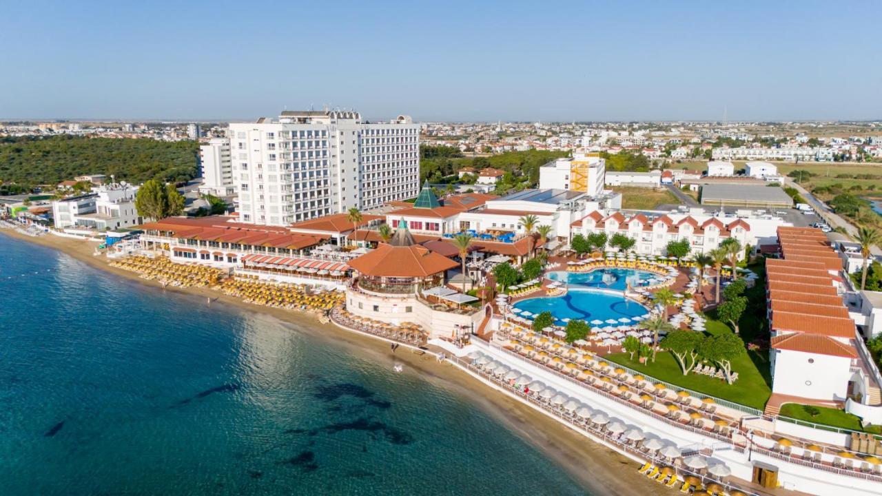 Salamis Bay Conti Resort Hotel & Casino Famagusta  Exteriér fotografie Nissi Beach Hotel
